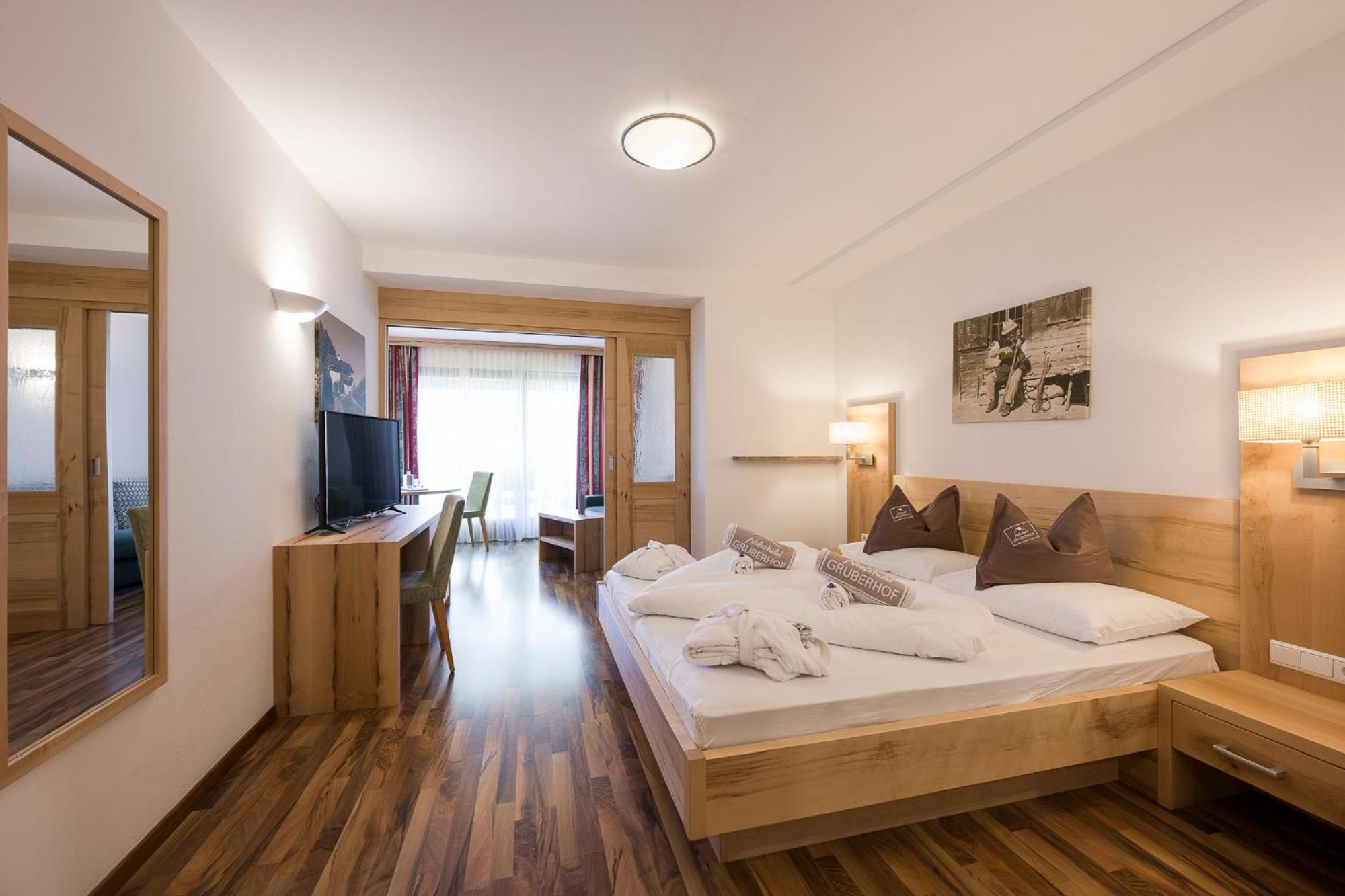 Naturhotel Gruberhof Schenna Eksteriør billede